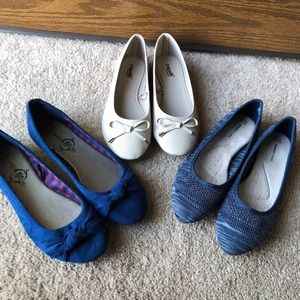 3 pair of flats